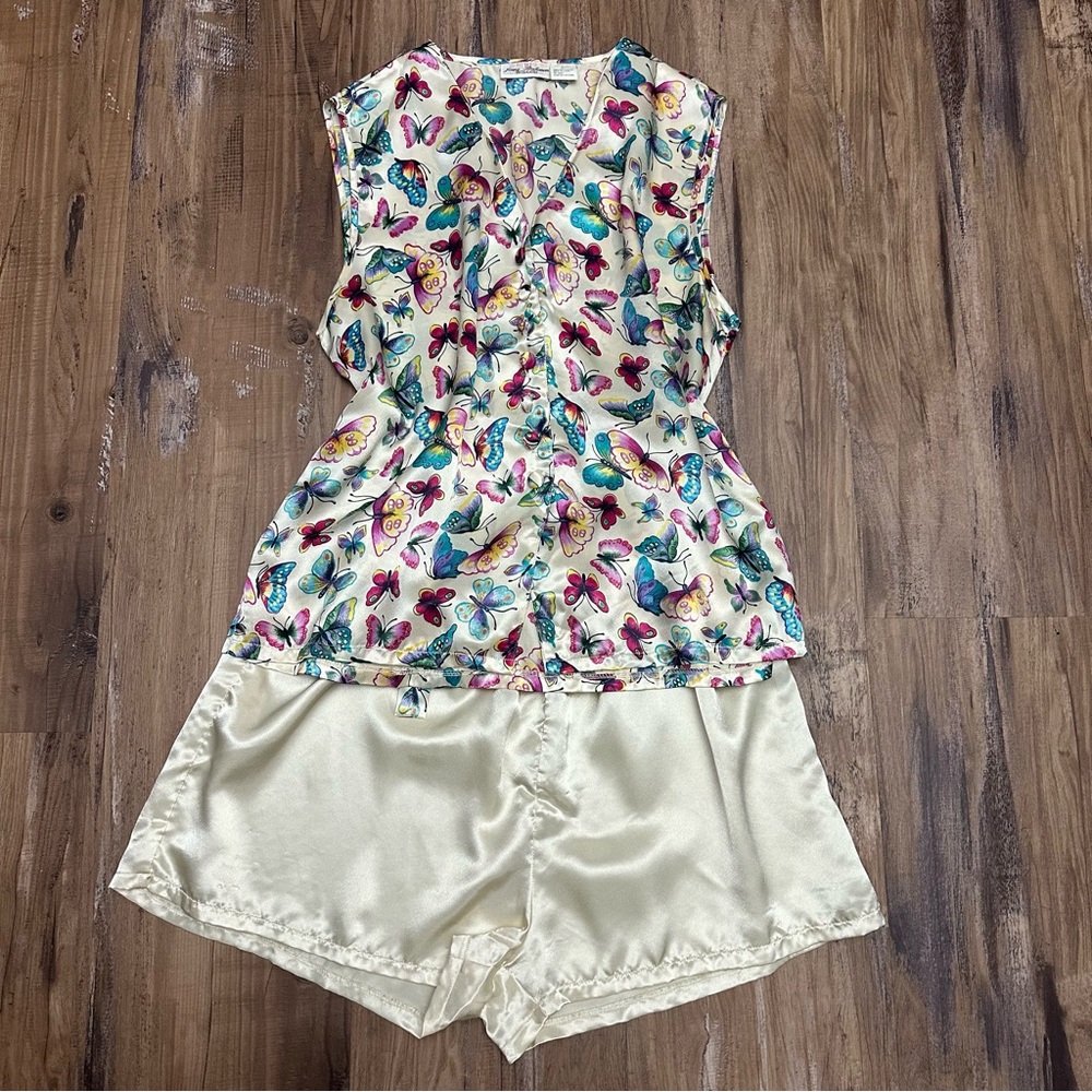 VTG 90s Cream Satin Colorful Butterfly Print Button Front Slip Lounge Set